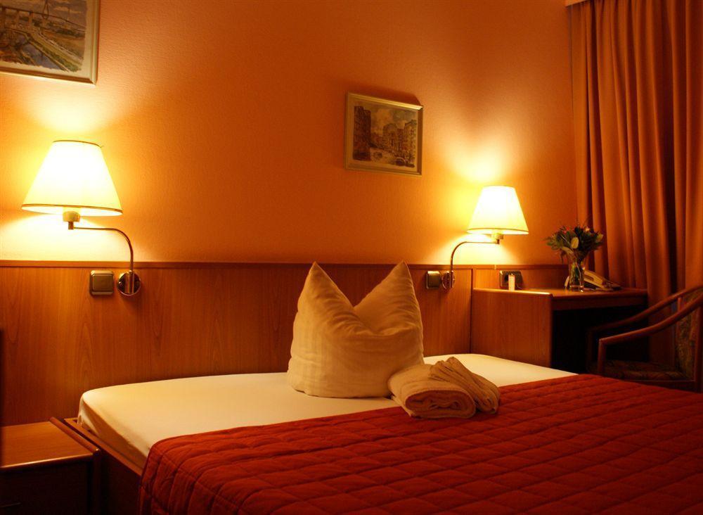 Hotel Sachsentor Amburgo Esterno foto