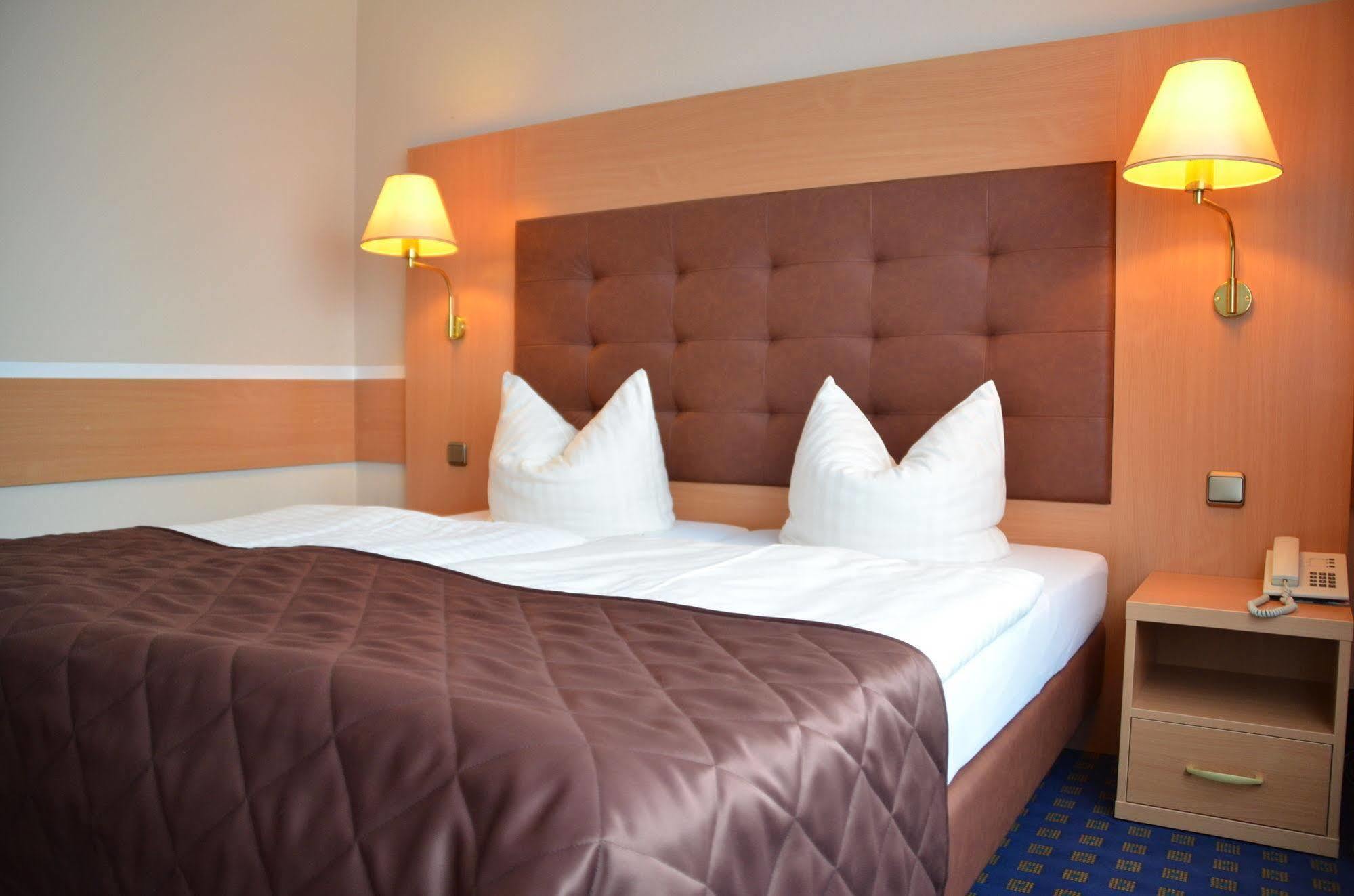 Hotel Sachsentor Amburgo Esterno foto