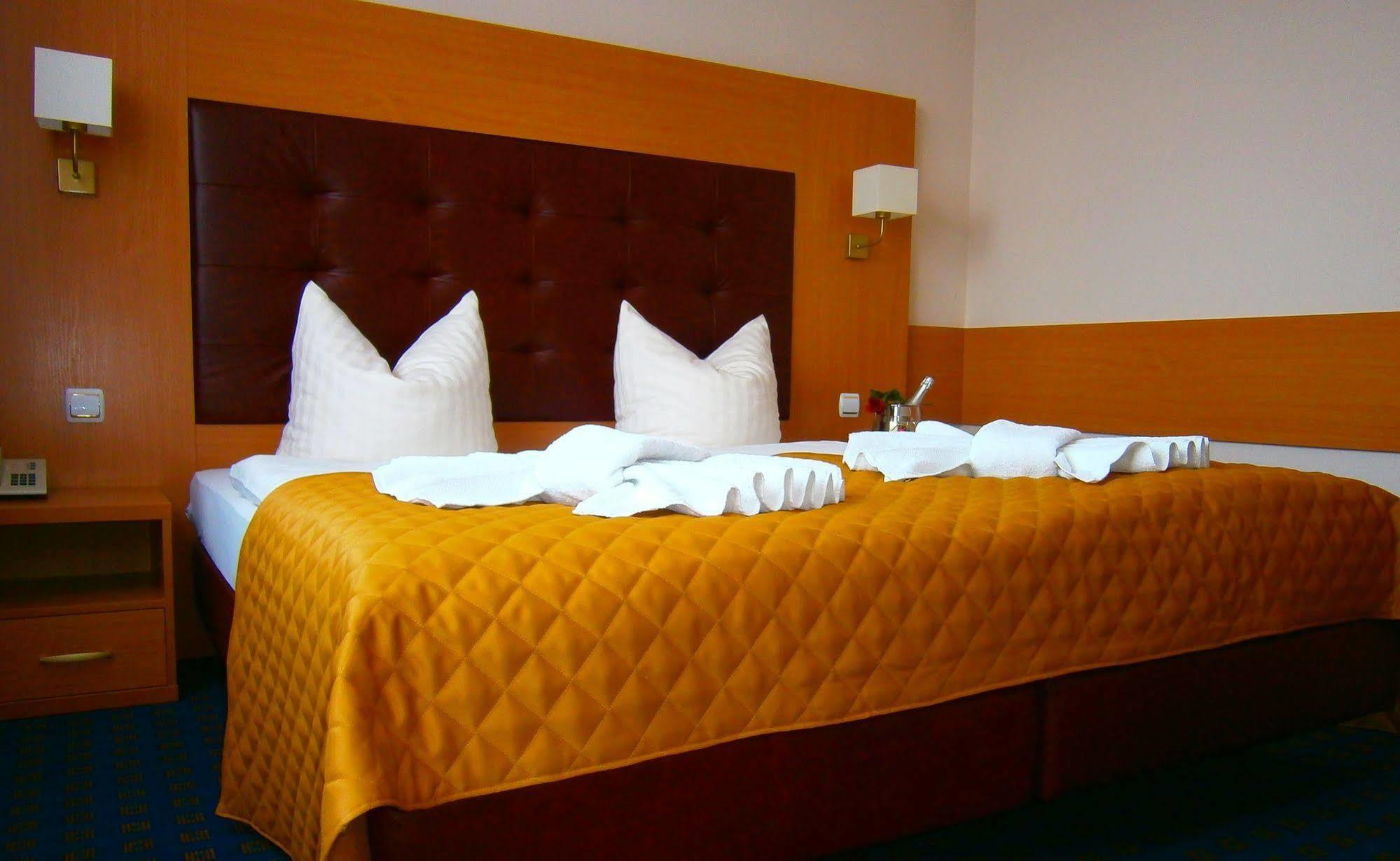Hotel Sachsentor Amburgo Esterno foto