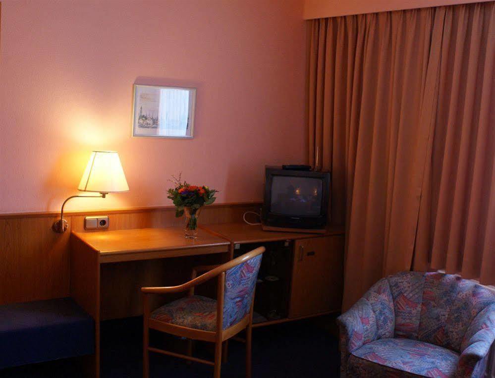 Hotel Sachsentor Amburgo Esterno foto
